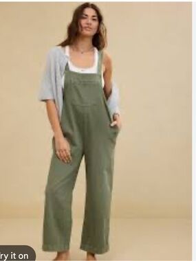 Aerie adjustable overalls size xs